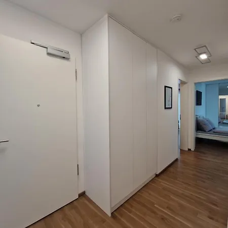 Traumhafte Dachgeschosswohnung Mit Terrasse *