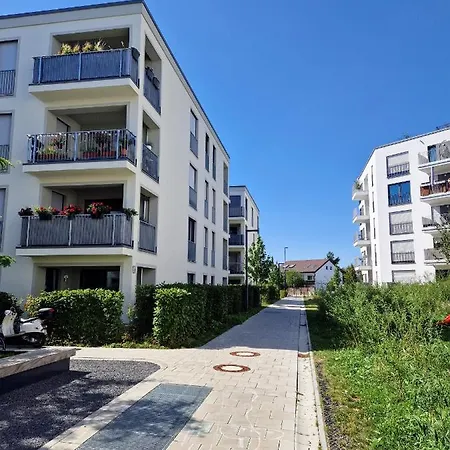 Lägenhet Traumhafte Dachgeschosswohnung Mit Terrasse *